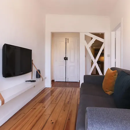 Typical Mouraria By Homing * Лісабон